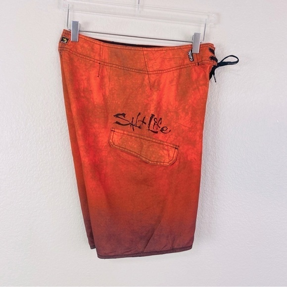 Salt Life Orange Ombré SLX QD Angular Board Shorts Size 30 - Picture 3 of 10